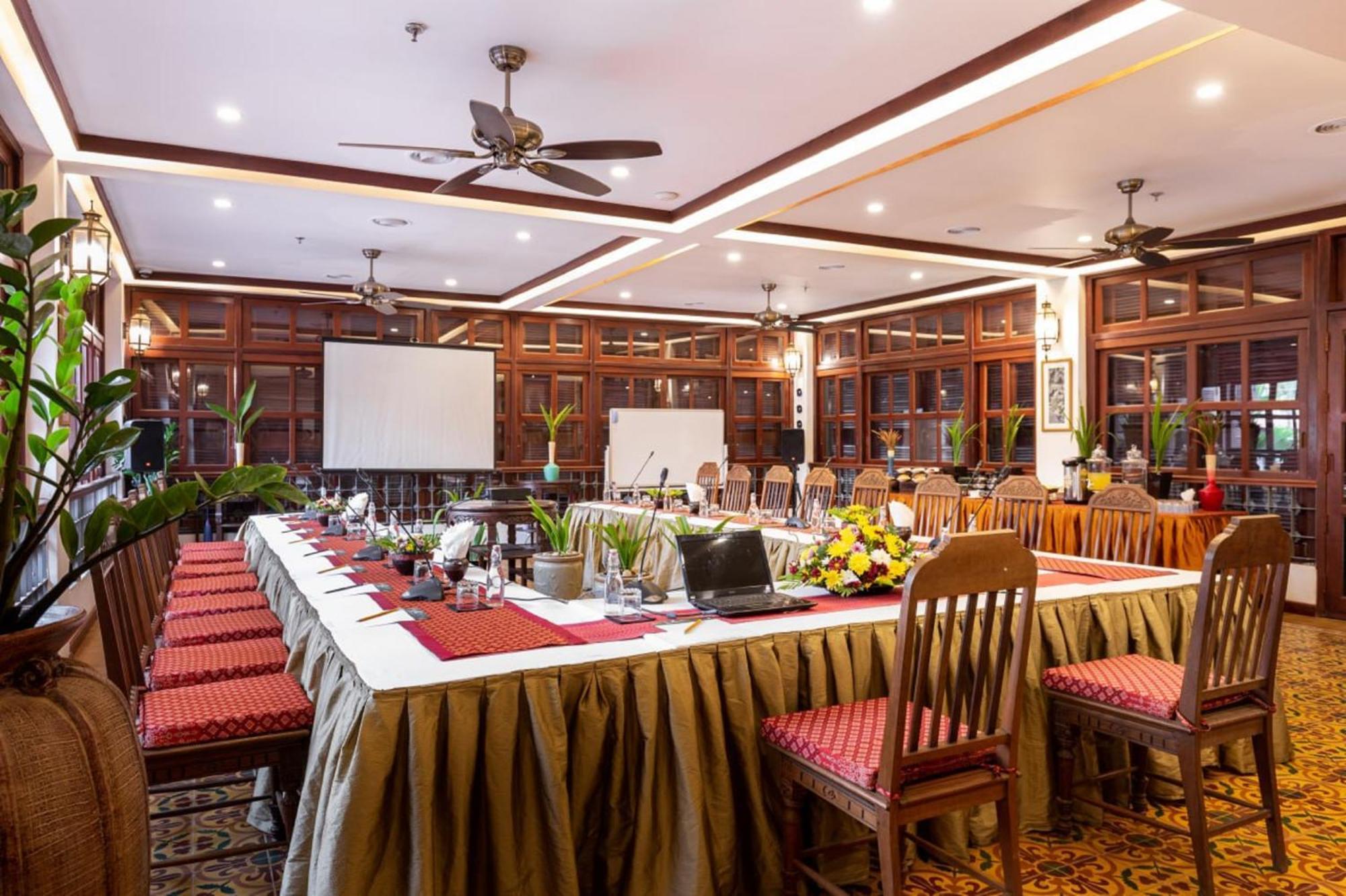 Montra Nivesha Residence Siem Reap Luaran gambar